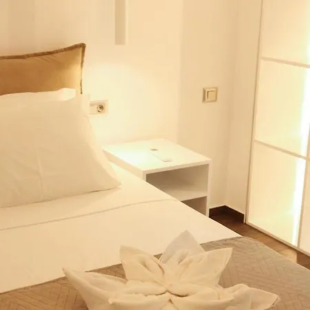Polymnia Luxury 3*