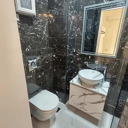 Polymnia Luxury
