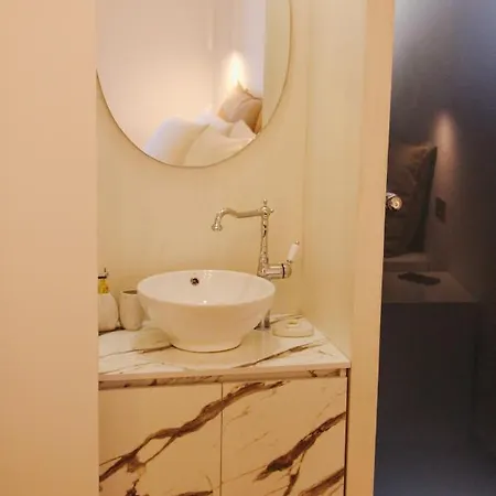 게스트하우스 Polymnia Luxury 3*